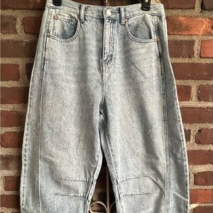 Ladies Light Wash Barrel Leg Denim Jeans